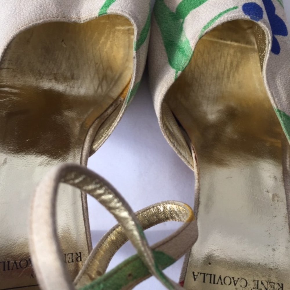 Vintage Valentino Garavani Couture Flower Heels - Picture 7 of 14